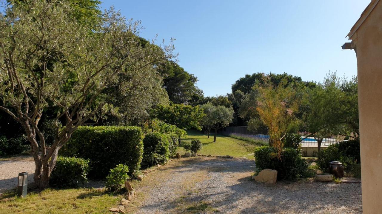 Villa Le Gecko En Provence La Roque-sur-Pernes Exterior foto